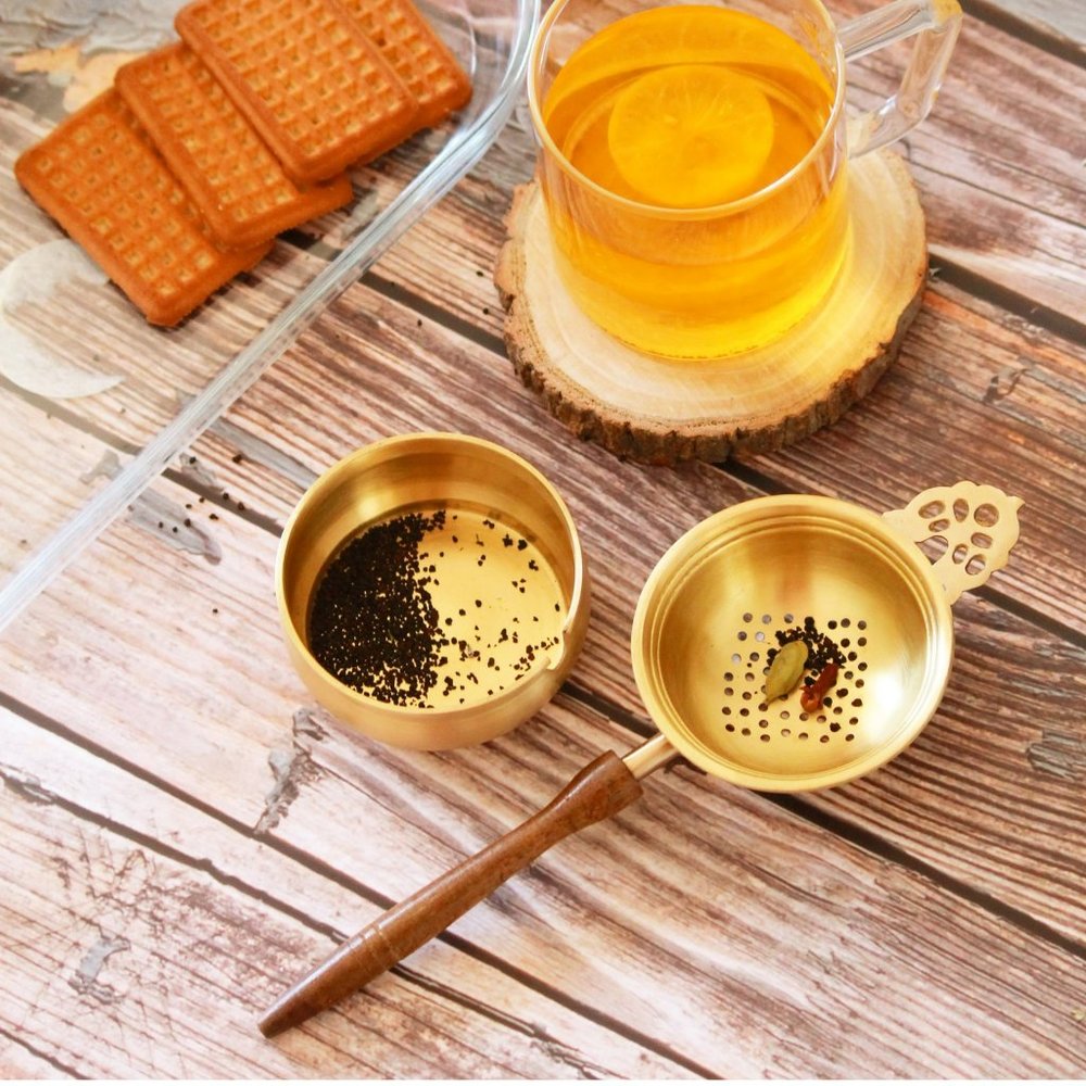 Antique Look Loose Leaf Tea Strainer in Brass & Wood with Resting Bowl - Picture 2 of 5
